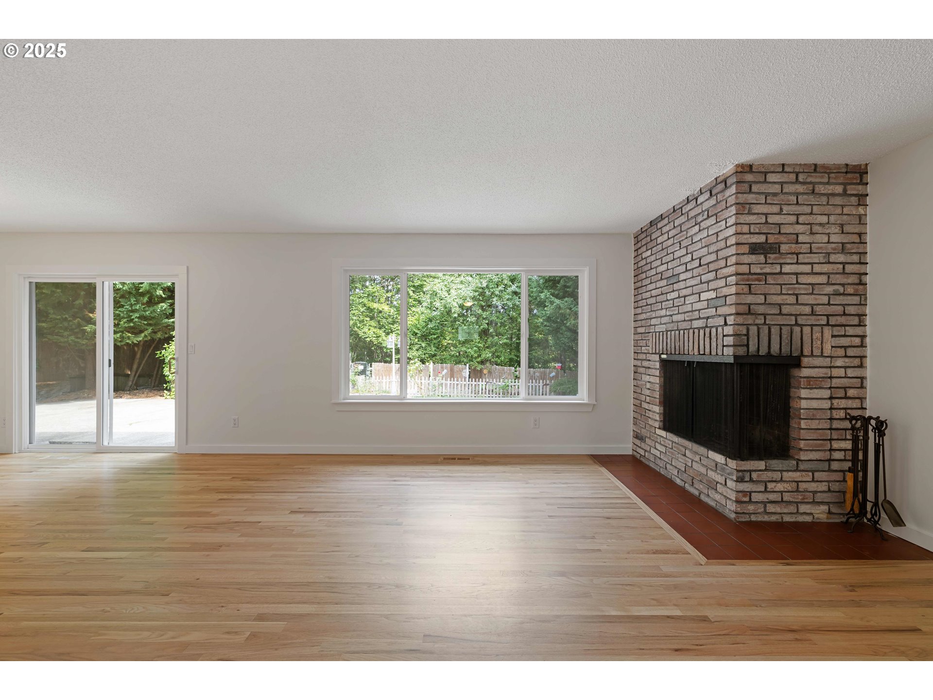 414 SW FRENWOOD WAY