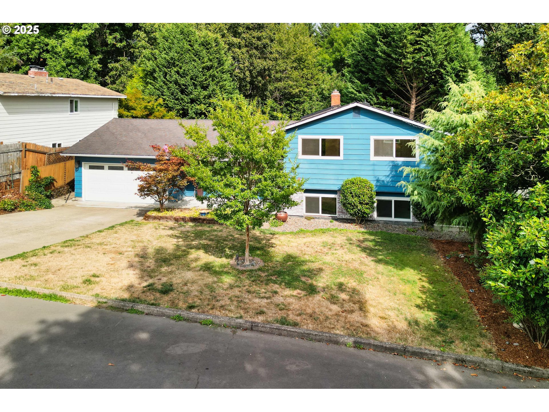 414 SW FRENWOOD WAY