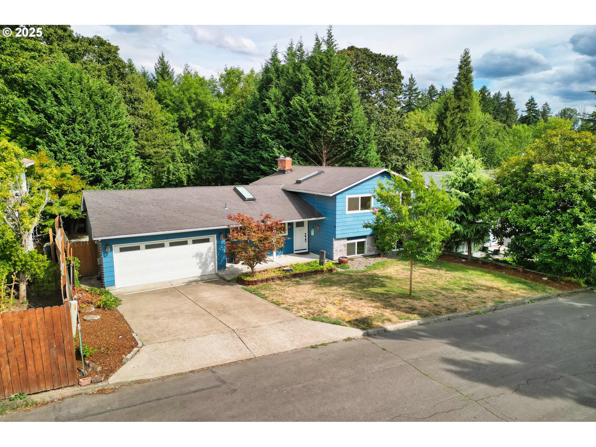 414 SW FRENWOOD WAY