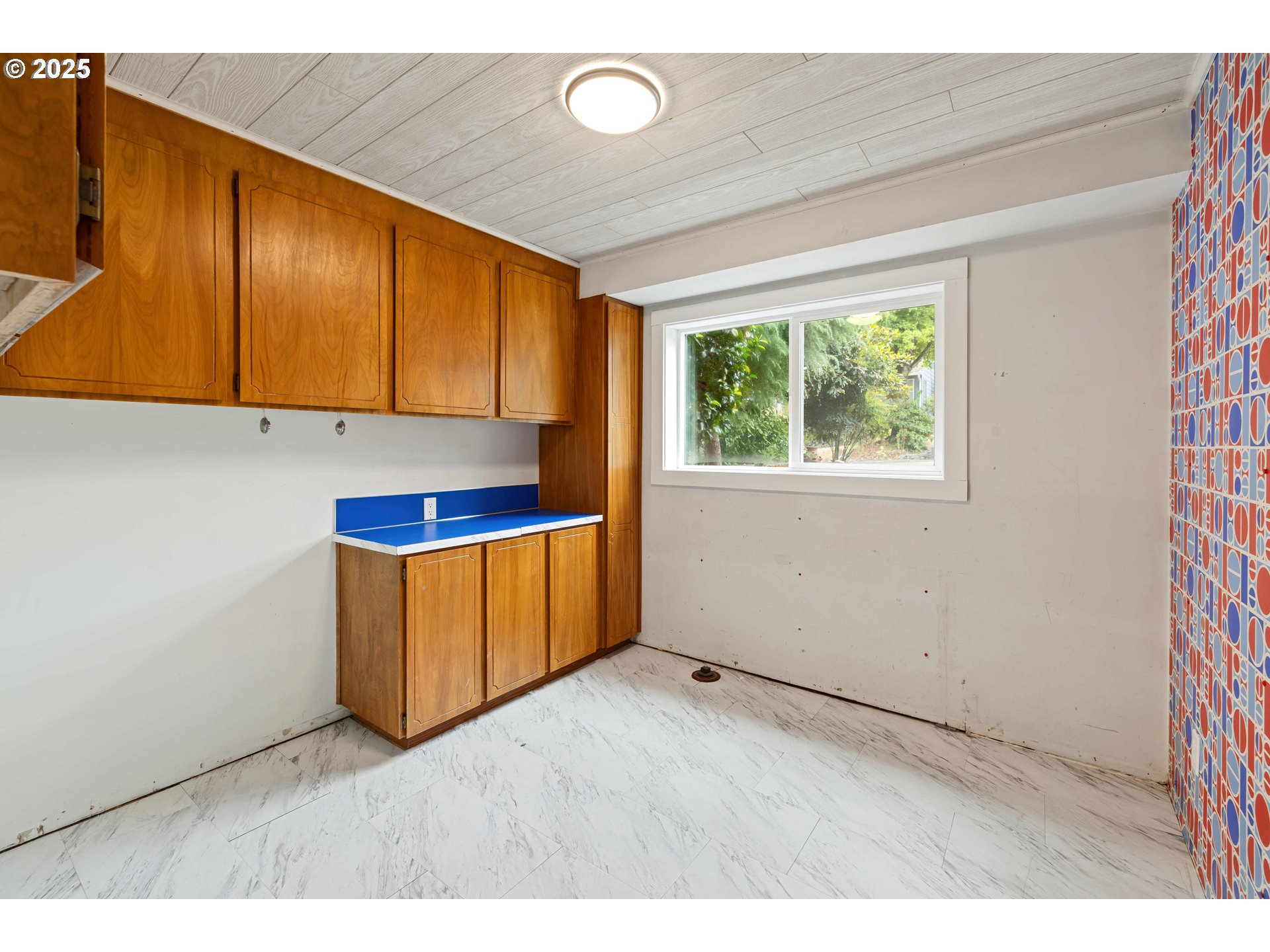 414 SW FRENWOOD WAY