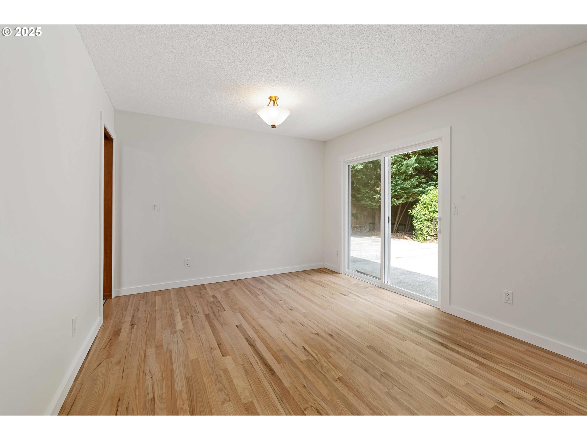 414 SW FRENWOOD WAY