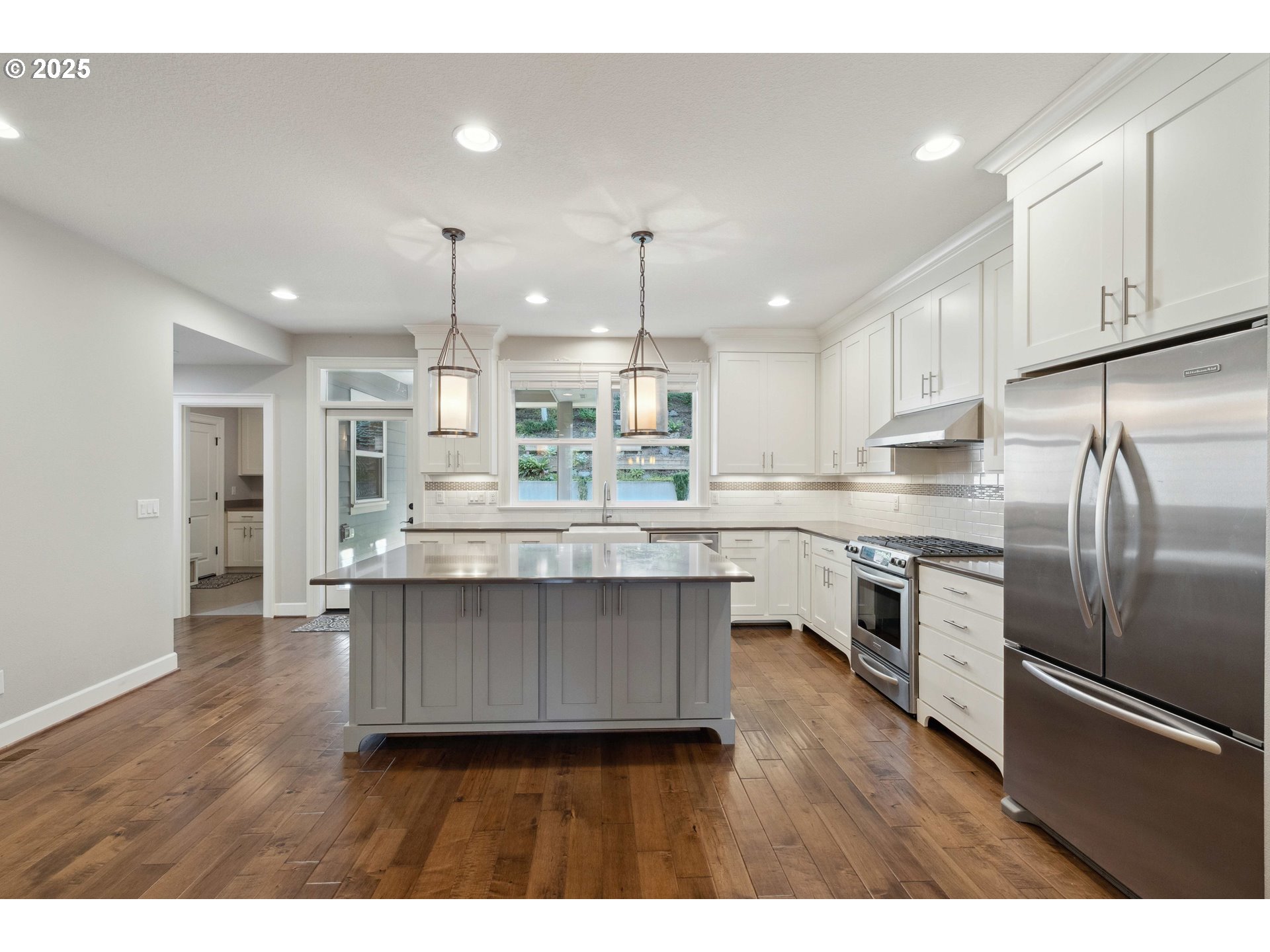 2760 SW SYLVANIA TER