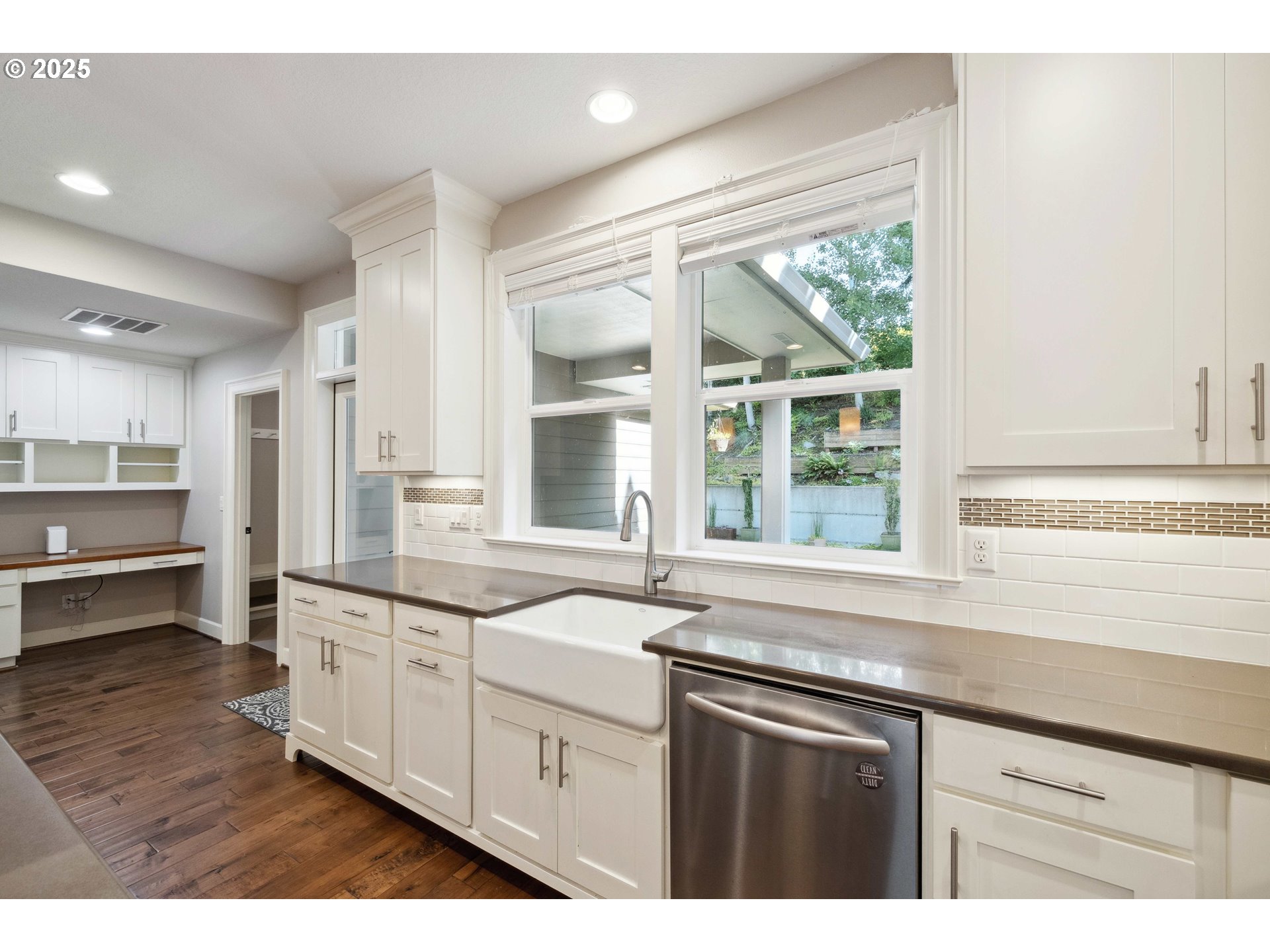 2760 SW SYLVANIA TER