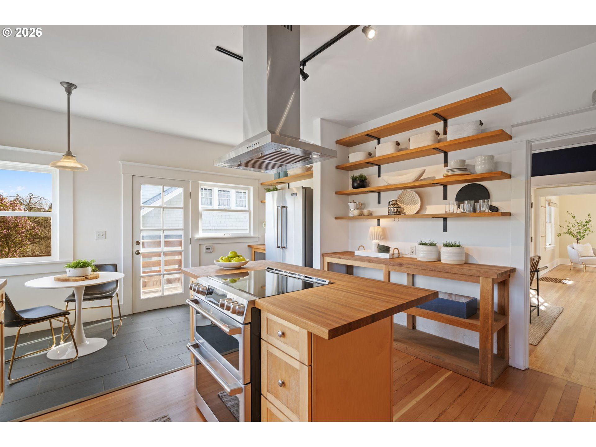 316 NE 44TH AVE