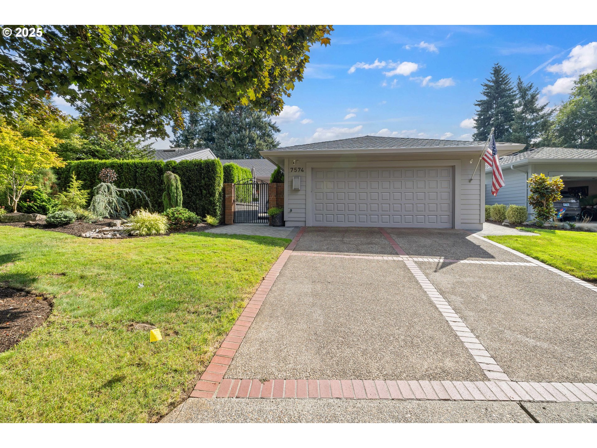 7574 SW ARBOR GLEN CT