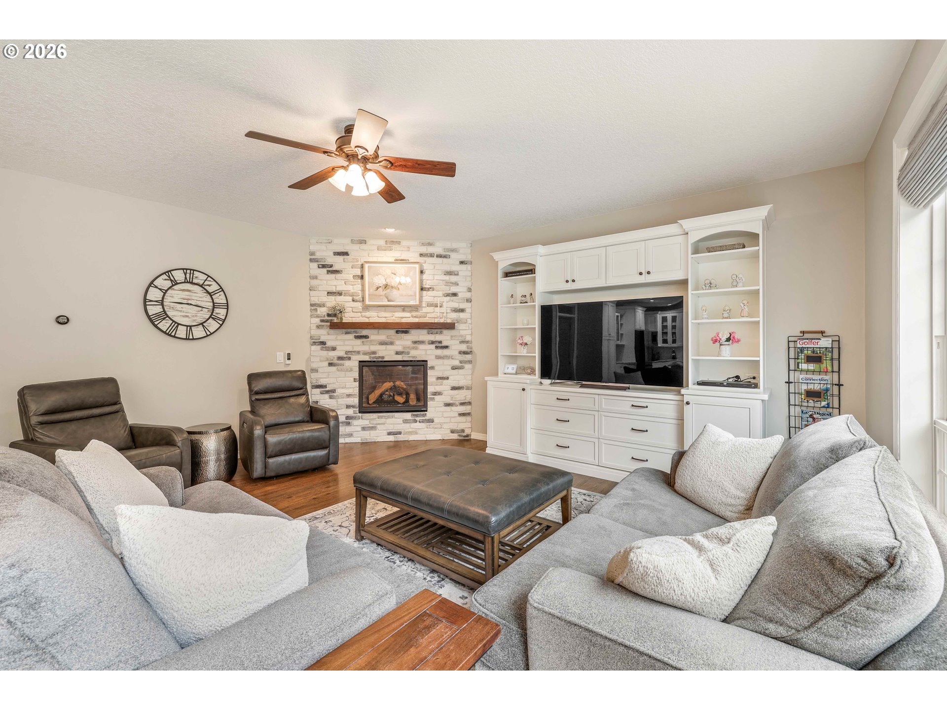 13736 SW MISTLETOE DR