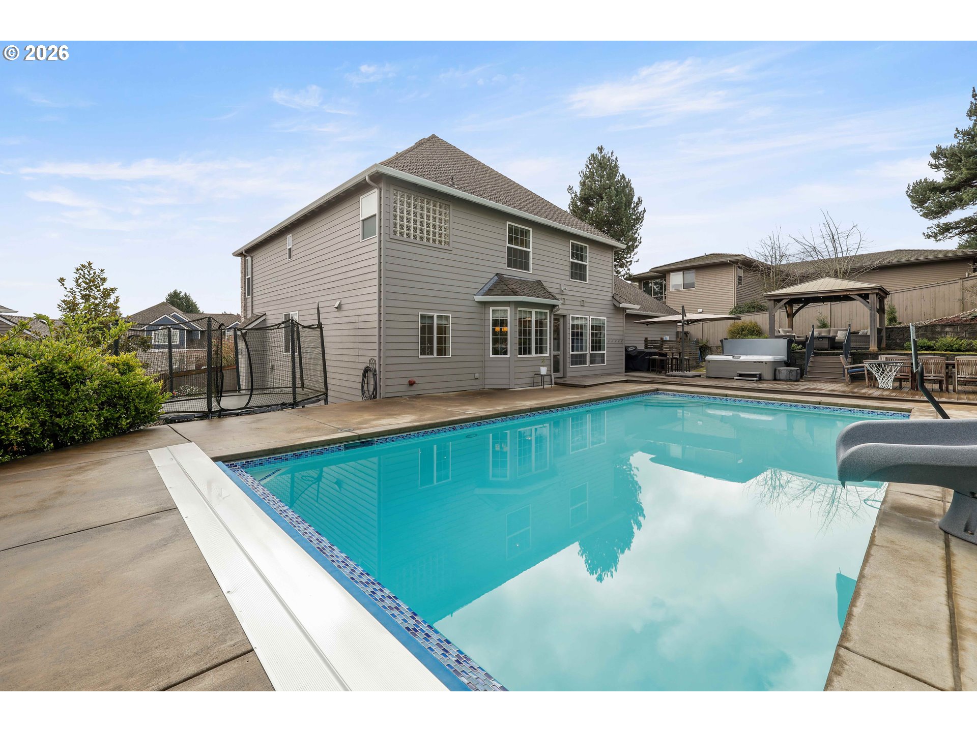 13736 SW MISTLETOE DR