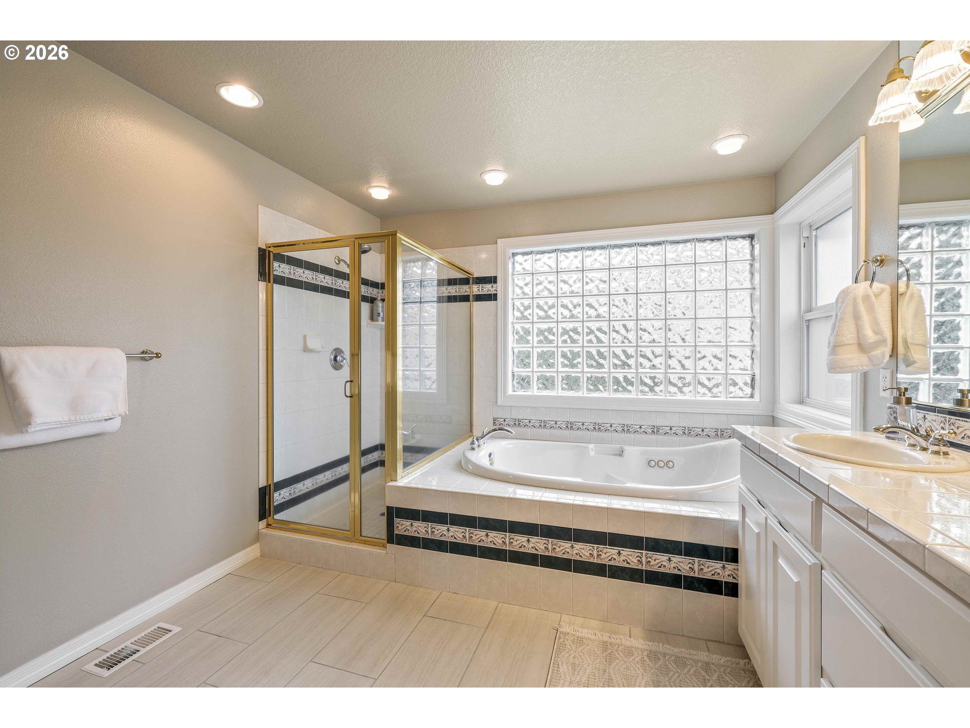 13736 SW MISTLETOE DR