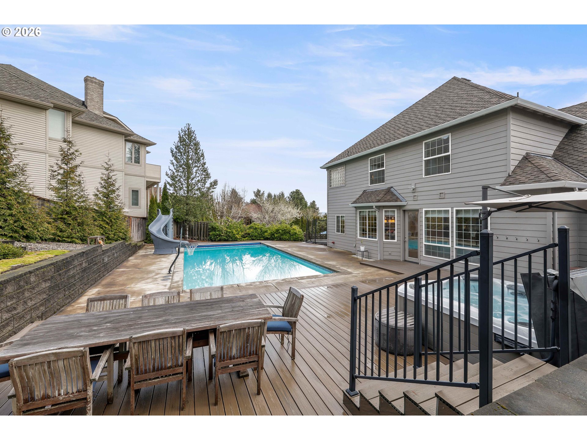 13736 SW MISTLETOE DR