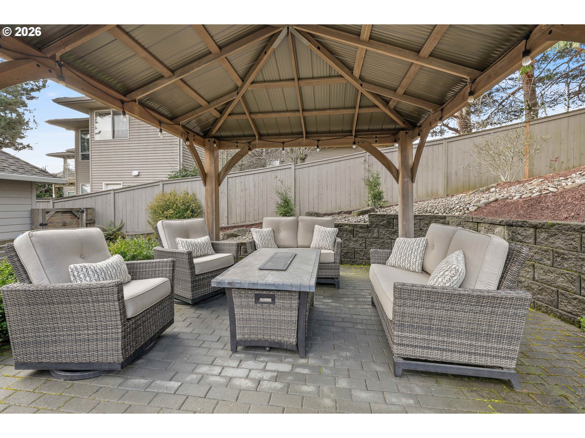 13736 SW MISTLETOE DR