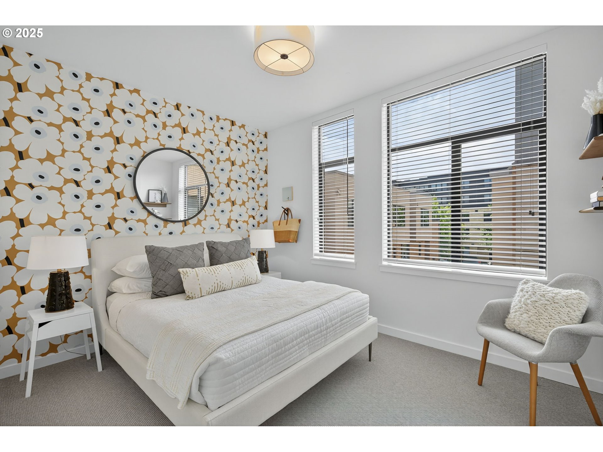 1682 NW RIVERSCAPE ST