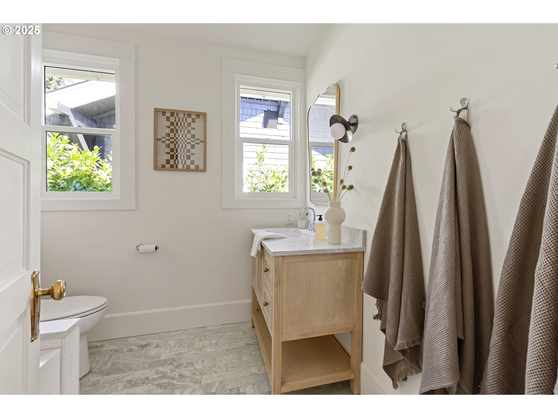 5415 NE SACRAMENTO ST