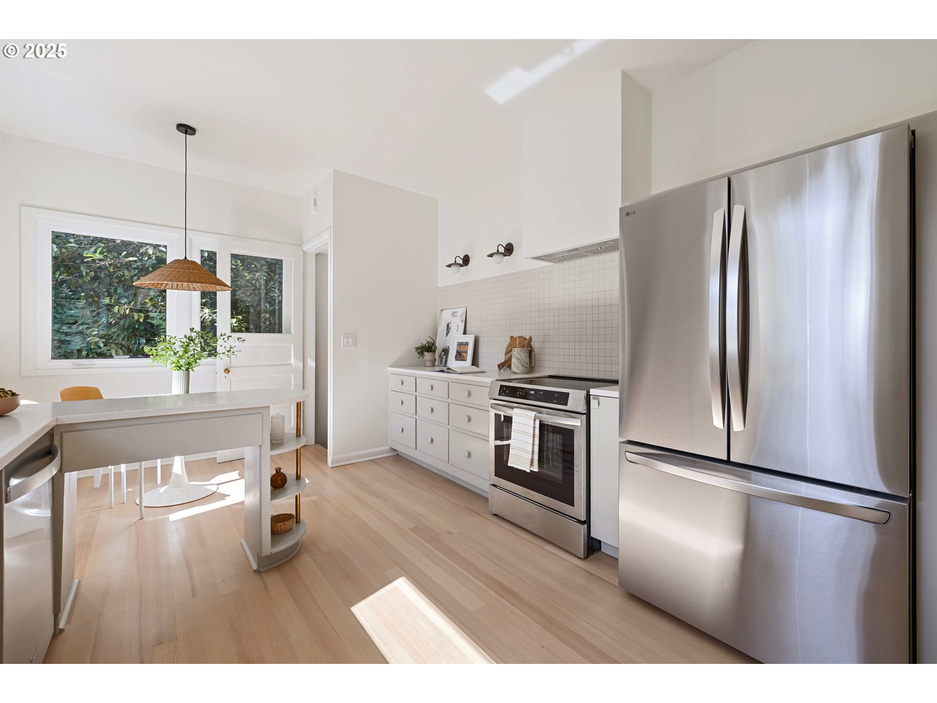 5415 NE SACRAMENTO ST