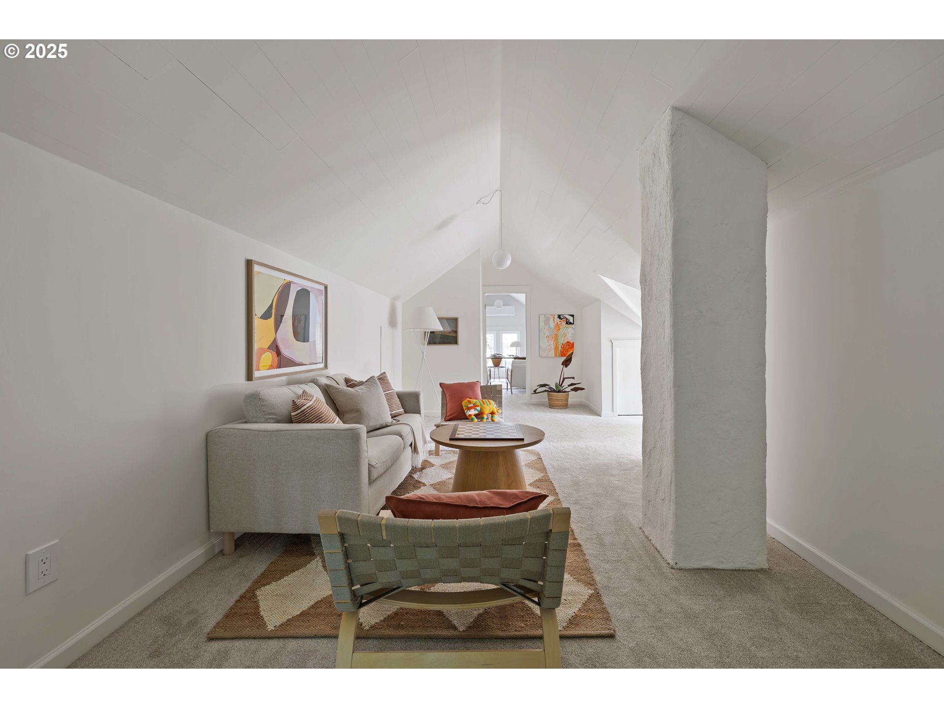 5415 NE SACRAMENTO ST