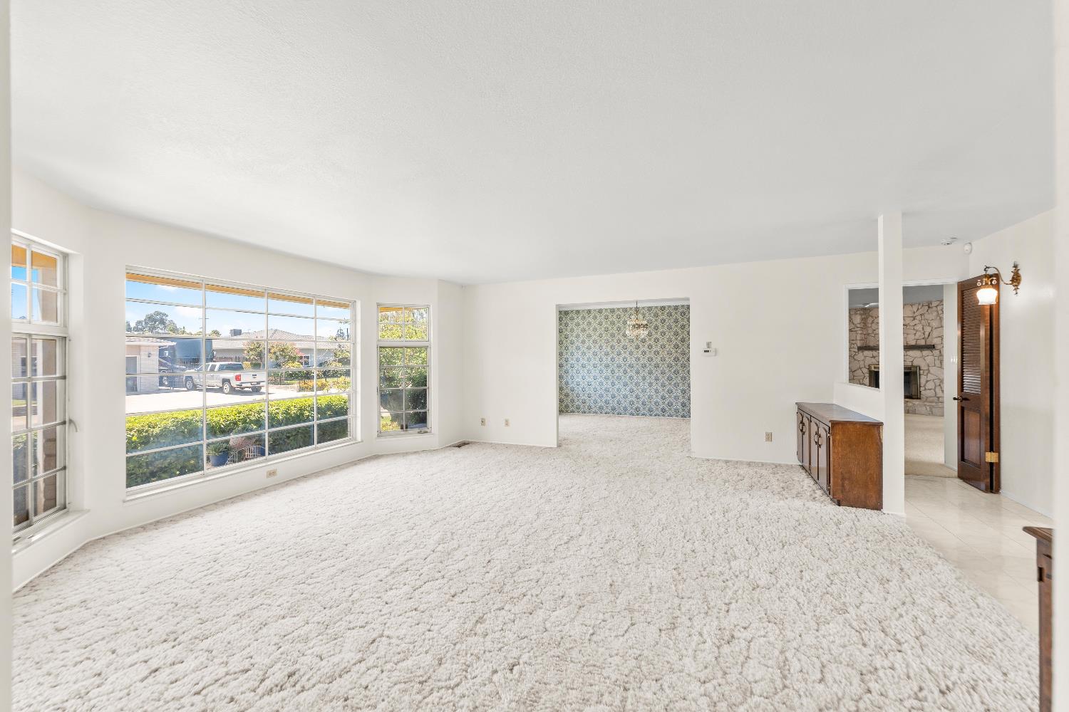 2021 Cabrillo Circle