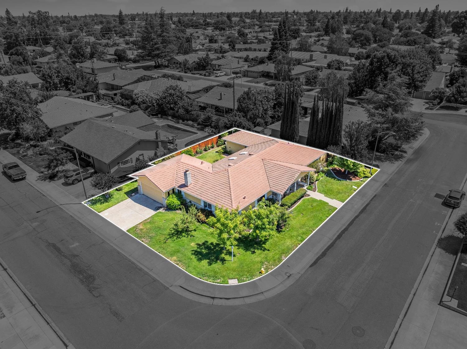 2021 Cabrillo Circle