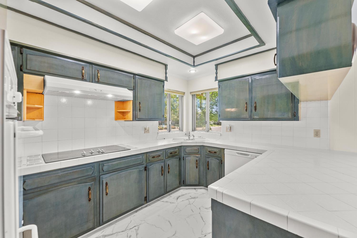 2021 Cabrillo Circle
