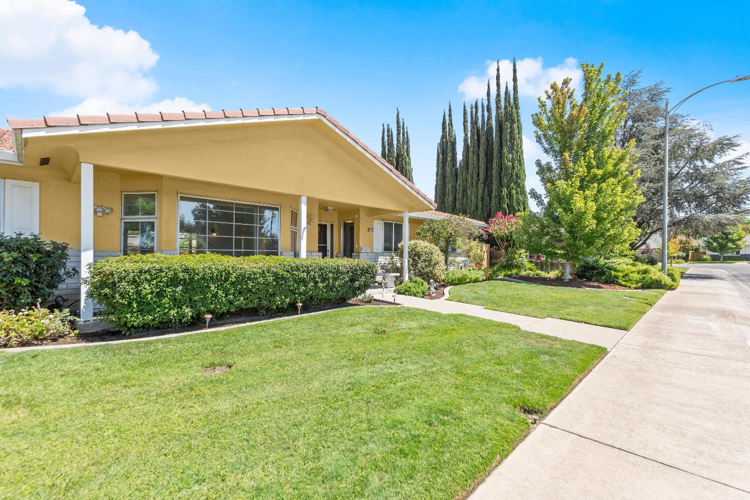 2021 Cabrillo Circle