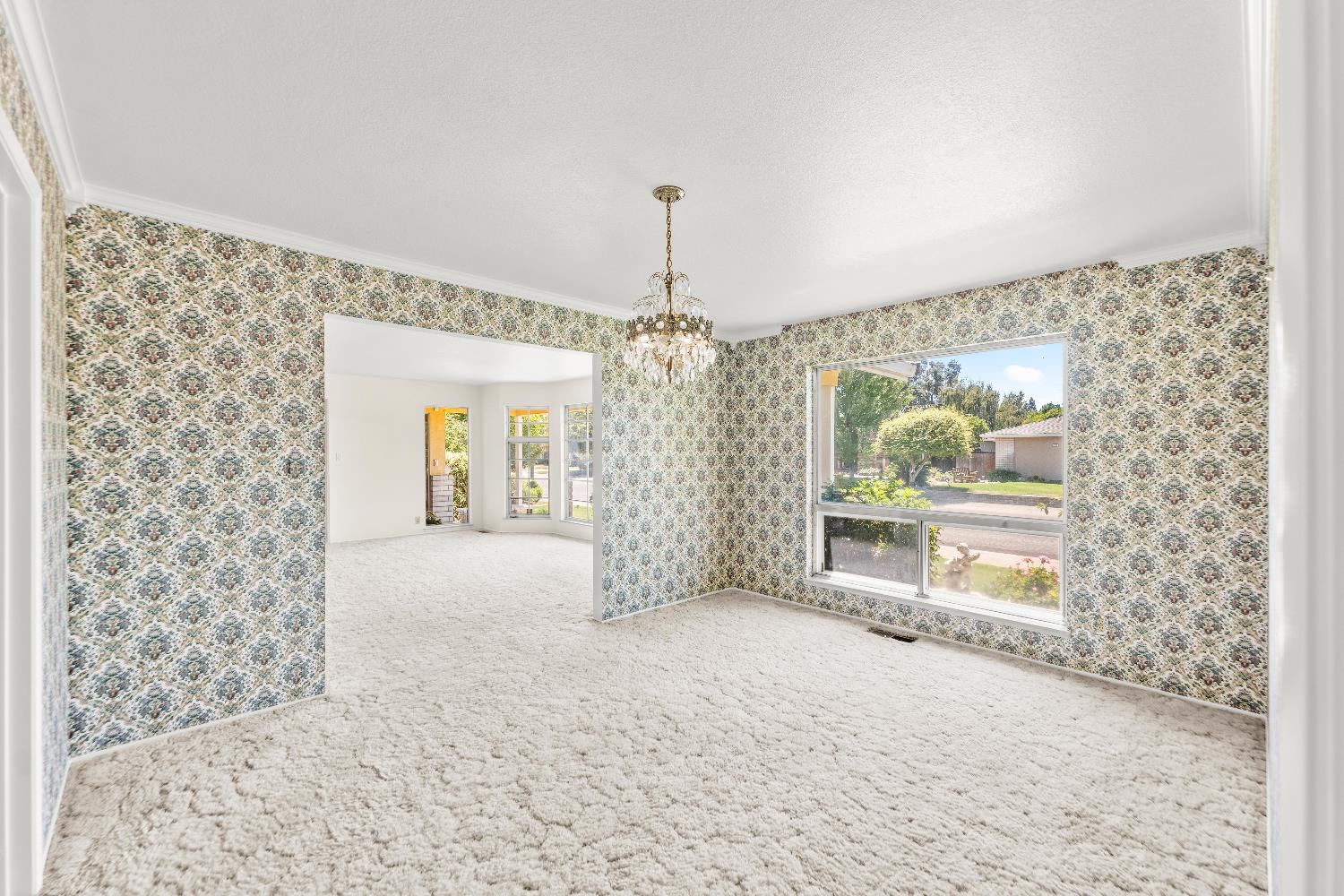 2021 Cabrillo Circle
