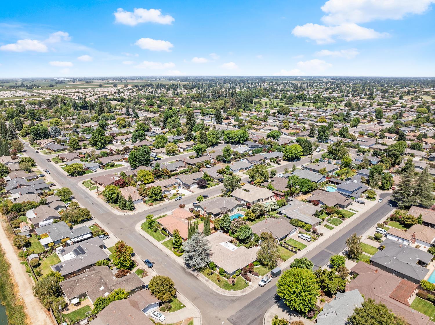 2021 Cabrillo Circle