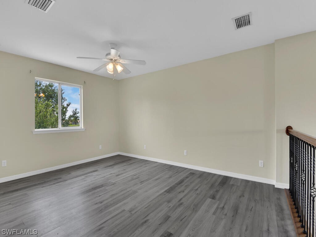 2419 Ashbury CIR
