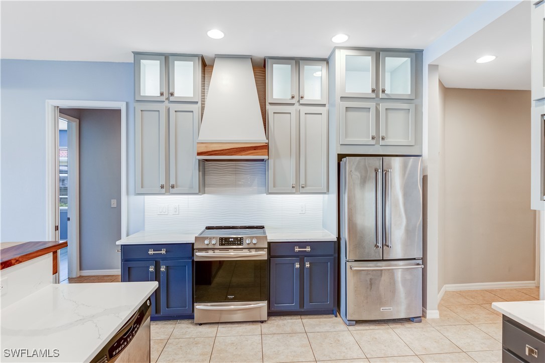 2538 Ashbury CIR