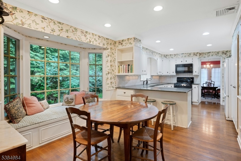 97 Skyline Dr