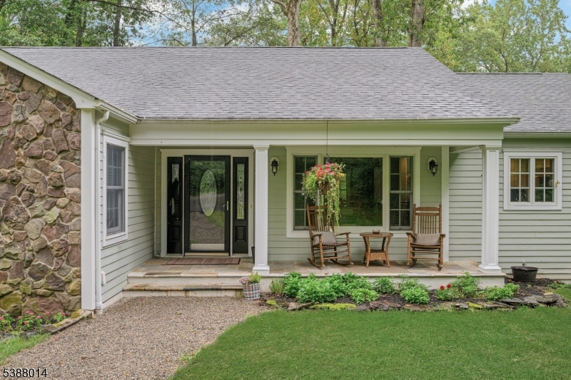53 Post House Rd