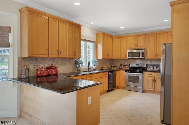 22 Mount Airy Rd