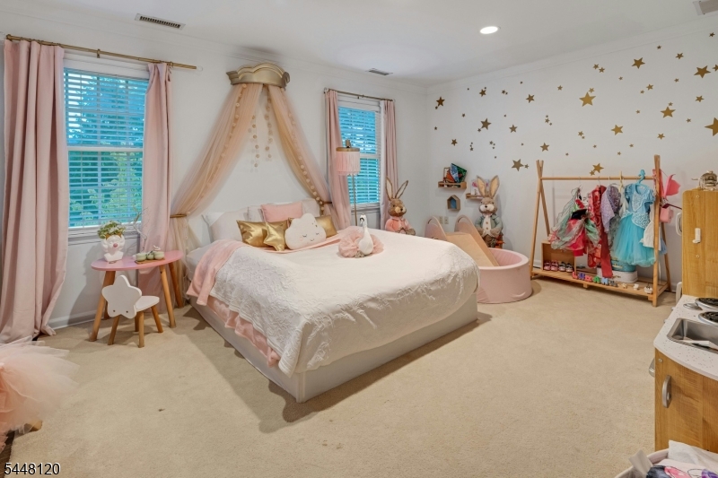 98 Sand Spring Rd