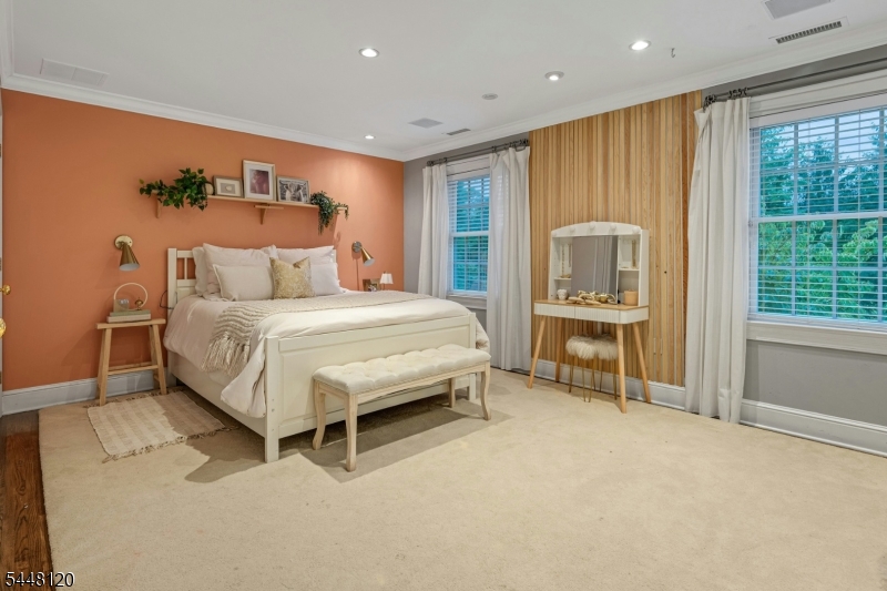 98 Sand Spring Rd