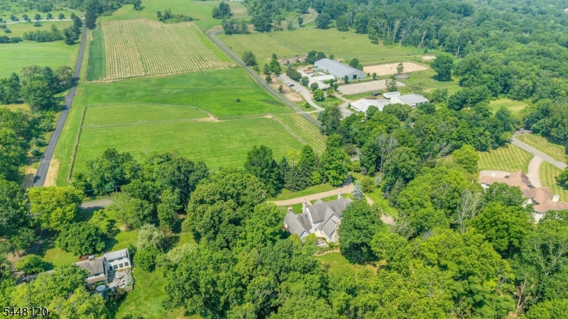 98 Sand Spring Rd