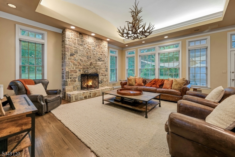 98 Sand Spring Rd