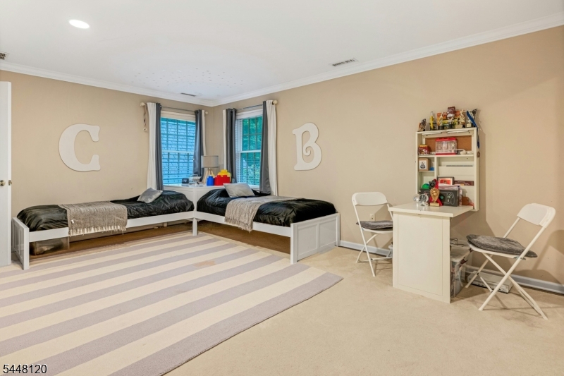98 Sand Spring Rd
