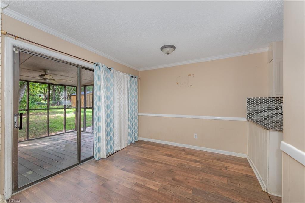 2404 Shelia Drive