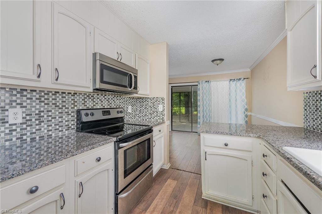 2404 Shelia Drive