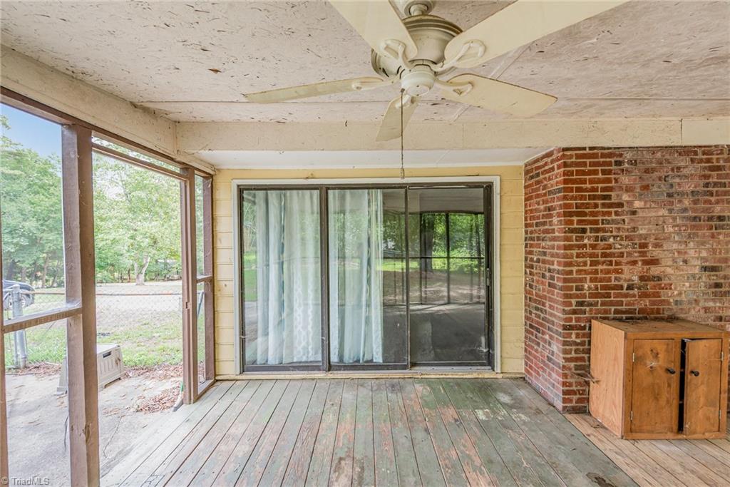 2404 Shelia Drive