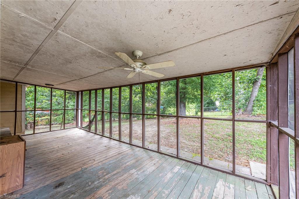 2404 Shelia Drive