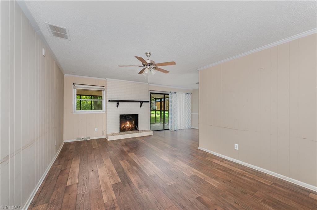 2404 Shelia Drive
