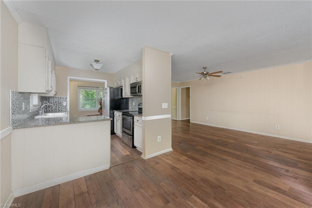2404 Shelia Drive