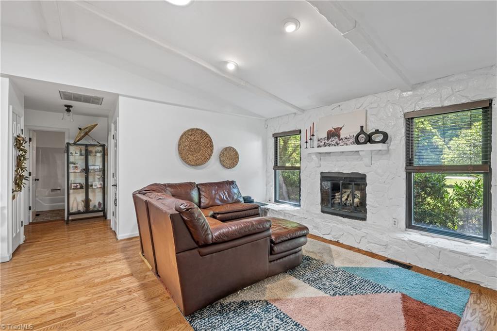 305 Kirk Road