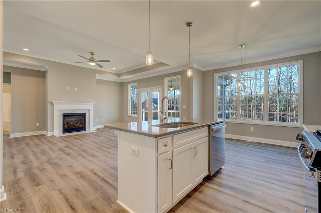 1401 Ashland Drive