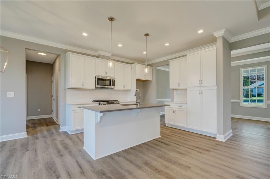 1401 Ashland Drive