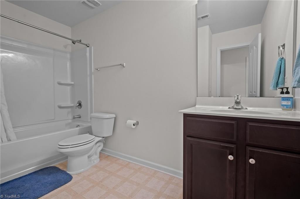 162 Mount Olivet Drive, Winston-Salem