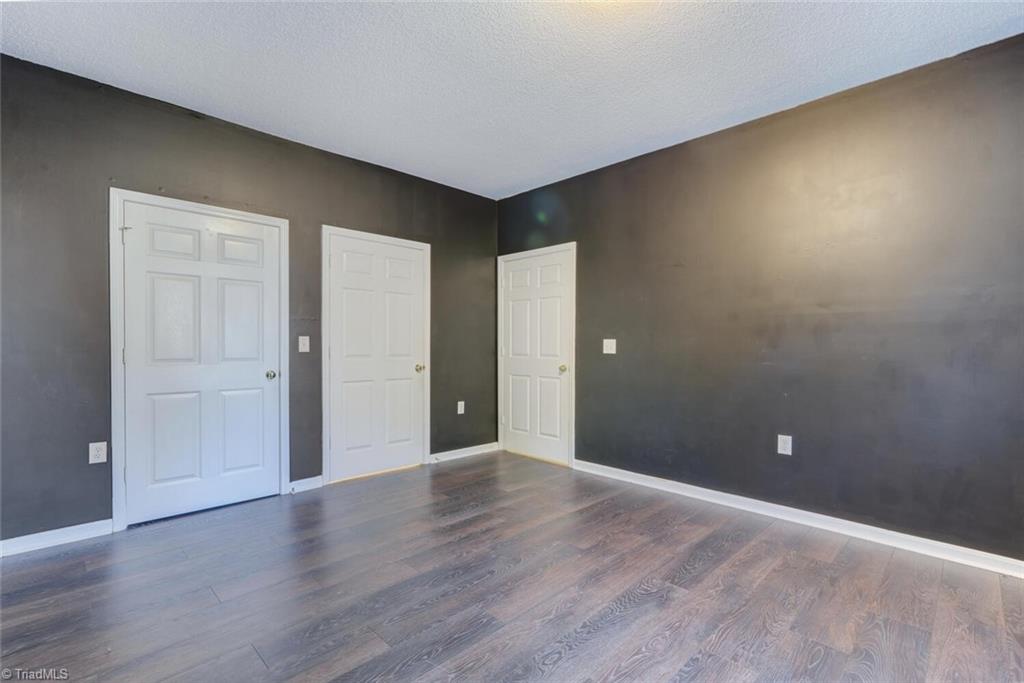 3004 Greystone Point # D