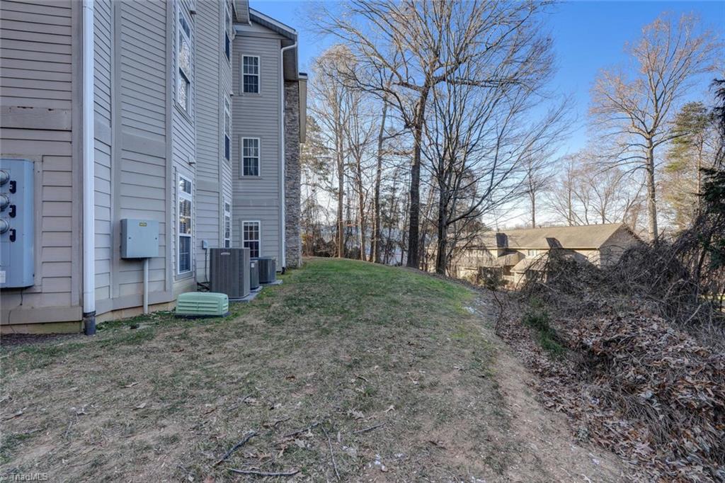 3004 Greystone Point # D