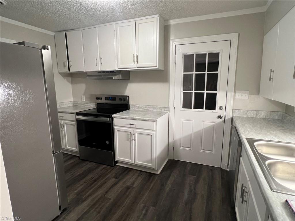 4108 Peterson Avenue