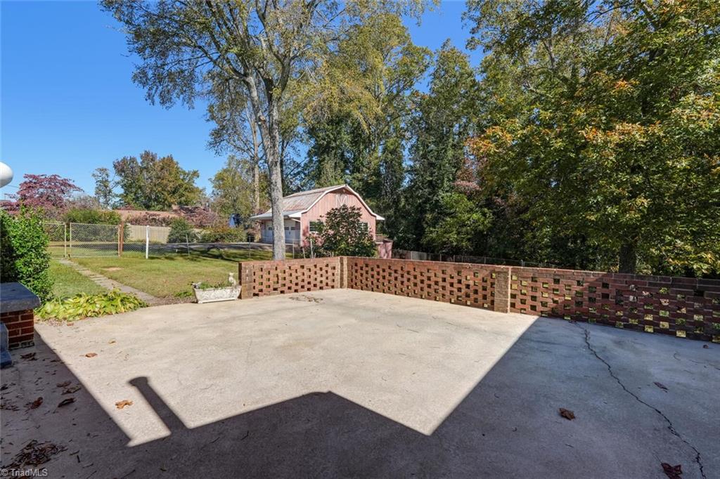 4009 Groometown Road