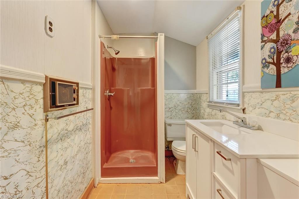 4009 Groometown Road