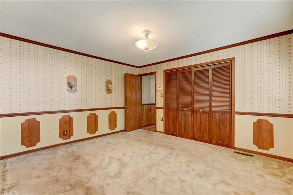 4009 Groometown Road